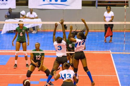 ECVA Senior Women VB D2-221013-0045