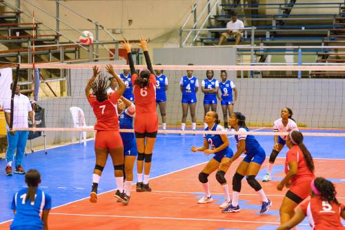 ECVA Senior Women VB D2-221013-0158